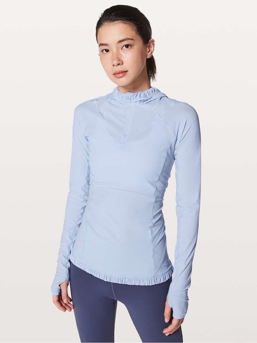 Lululemon Water Bound Hoodie
Cool Breeze